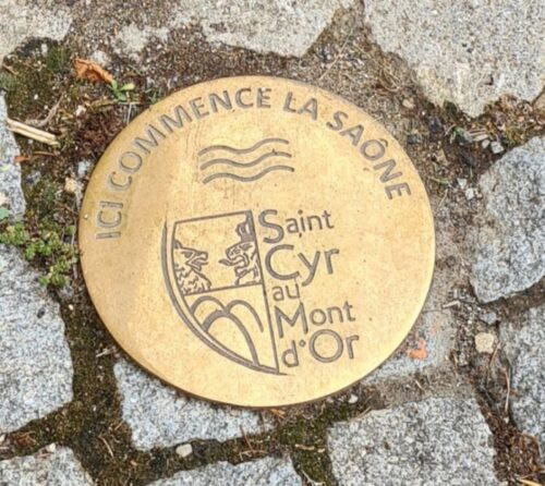 Clou de voirie personnalisé en bronze, Saint Cyr au Mont d'or