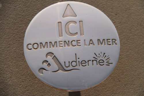 Clou de voirie personnalisé en bronze, Audierne