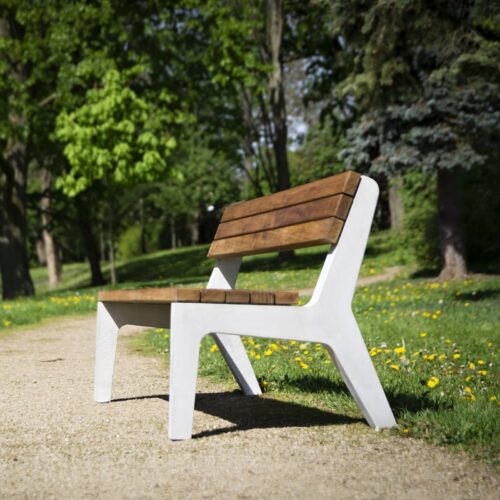 Banc public BETLA en bois de pin et piètements béton, 1800mm