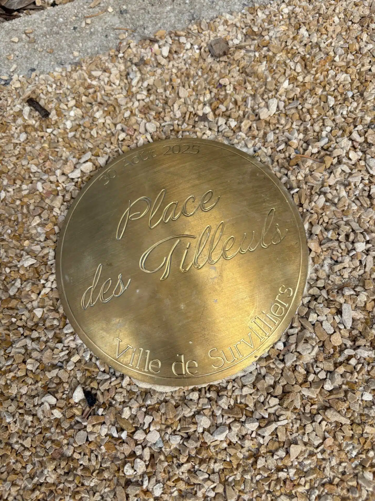 Clou personnalisé en laiton Ø150mm